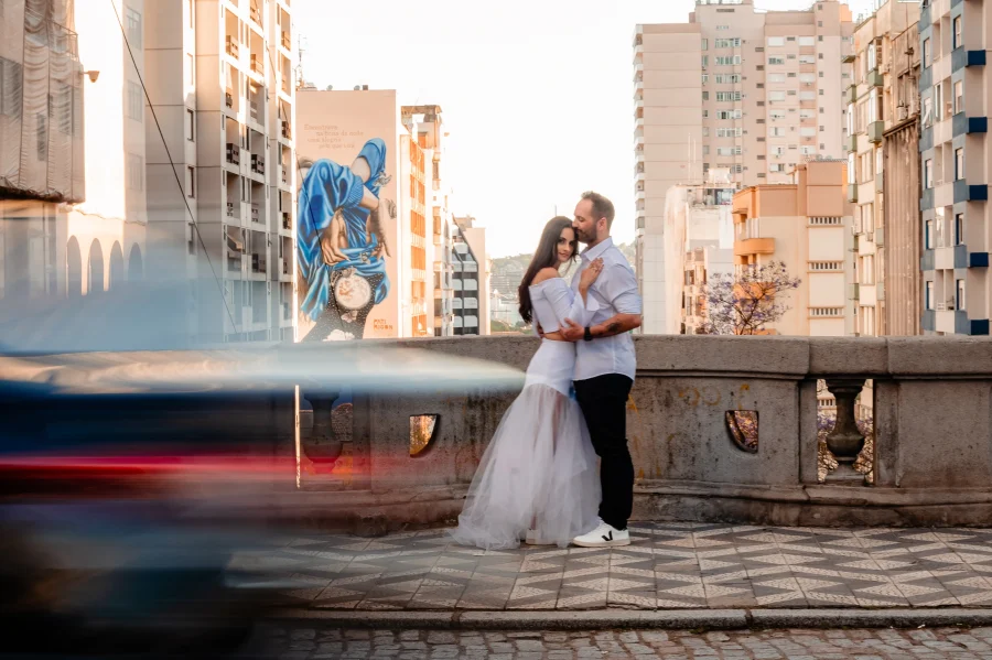noivos no pre wedding em porto alegre