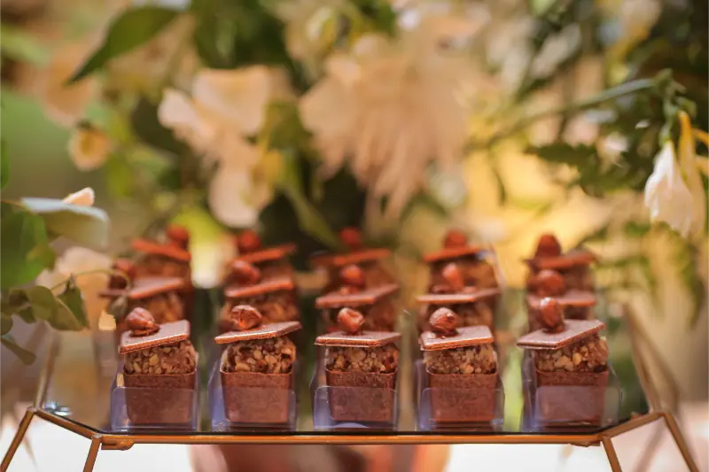 imagem 12 fornecedor: Shirlley Brunhara Chocolates e Doces finos