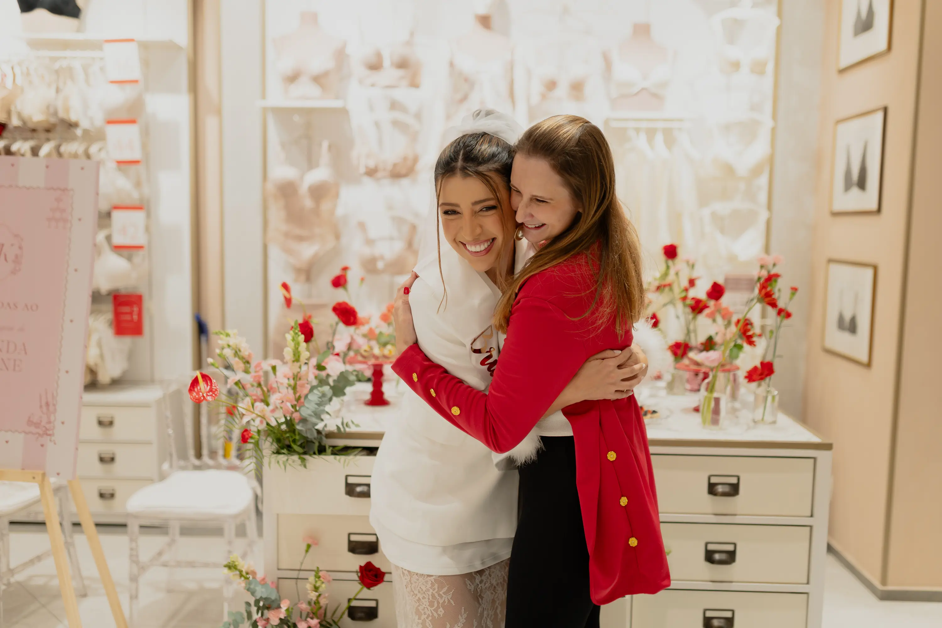 Chá de lingerie fora do óbvio: noiva celebra com amigas dentro de loja da Intimissimi na capital de São Paulo